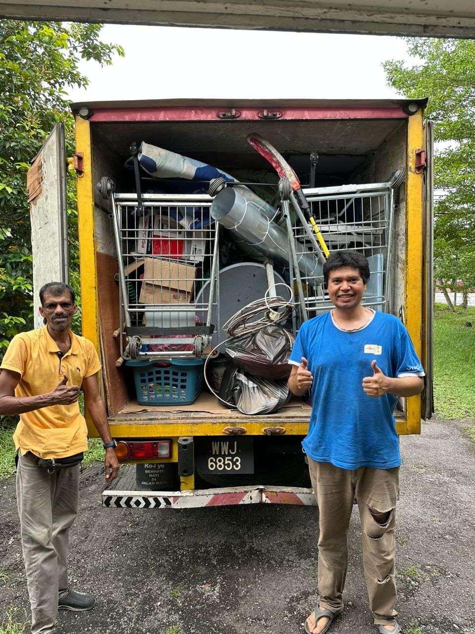Customer Lori Sewa Pindah Rumah Kundang